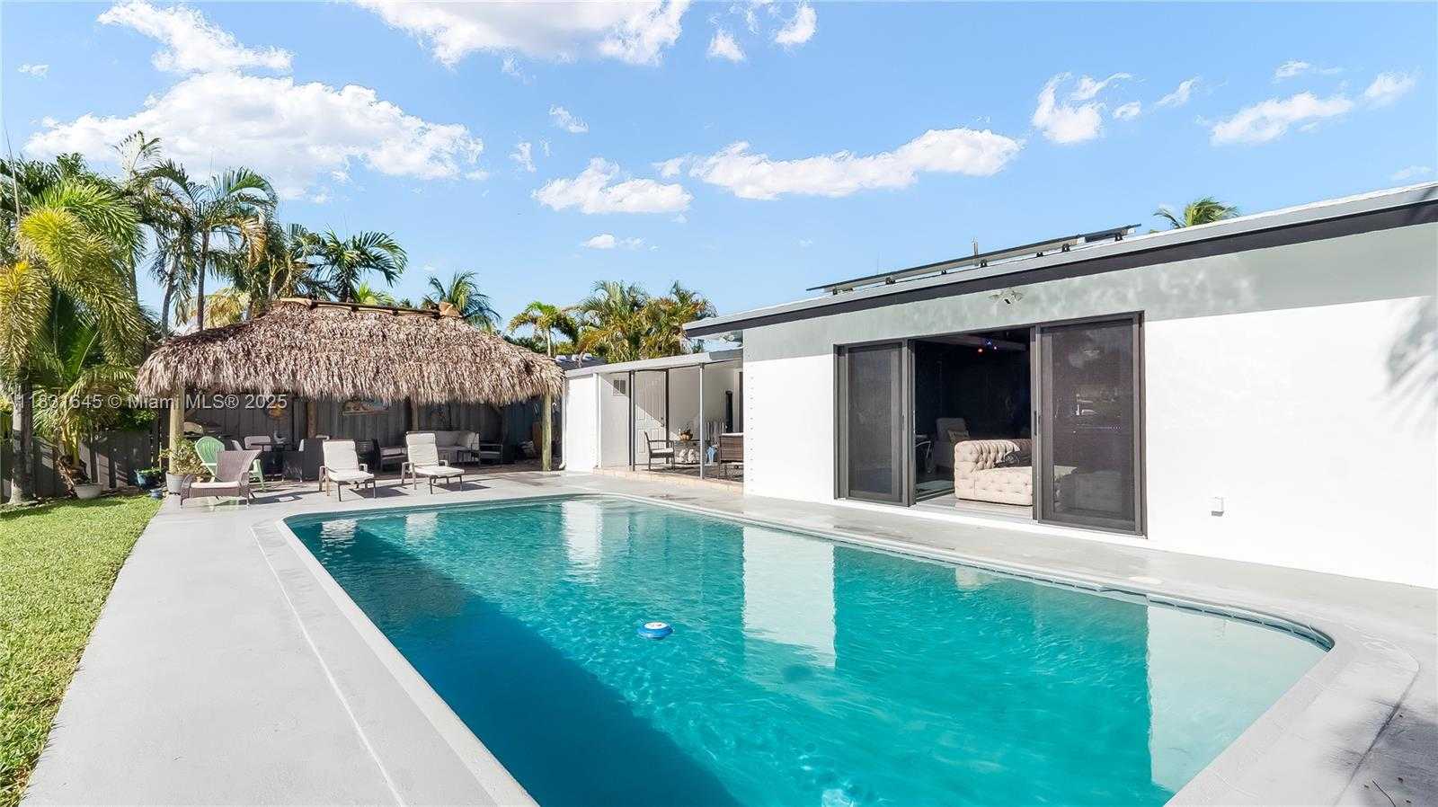 Small Image of 380 SOUTH EAST 1ST TER, Pompano Beach Number 61