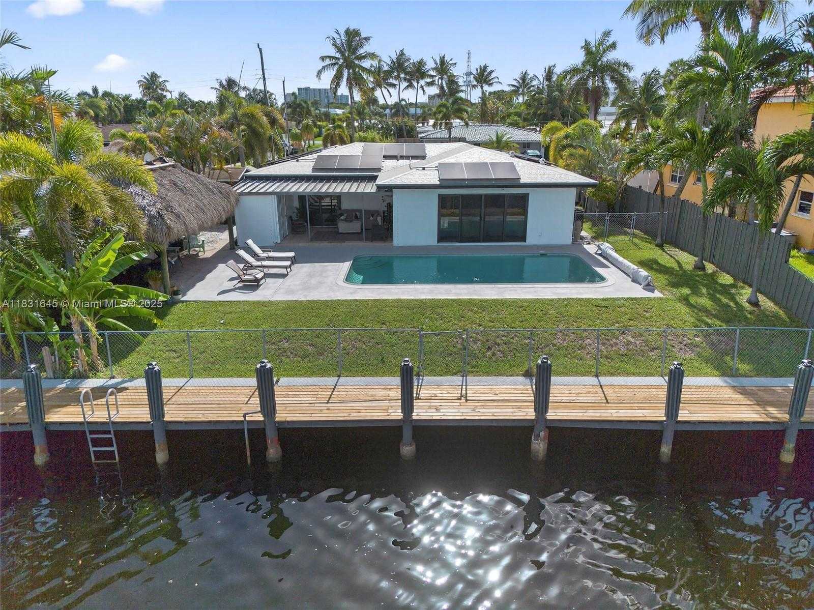 Small Image of 380 SOUTH EAST 1ST TER, Pompano Beach Number 71