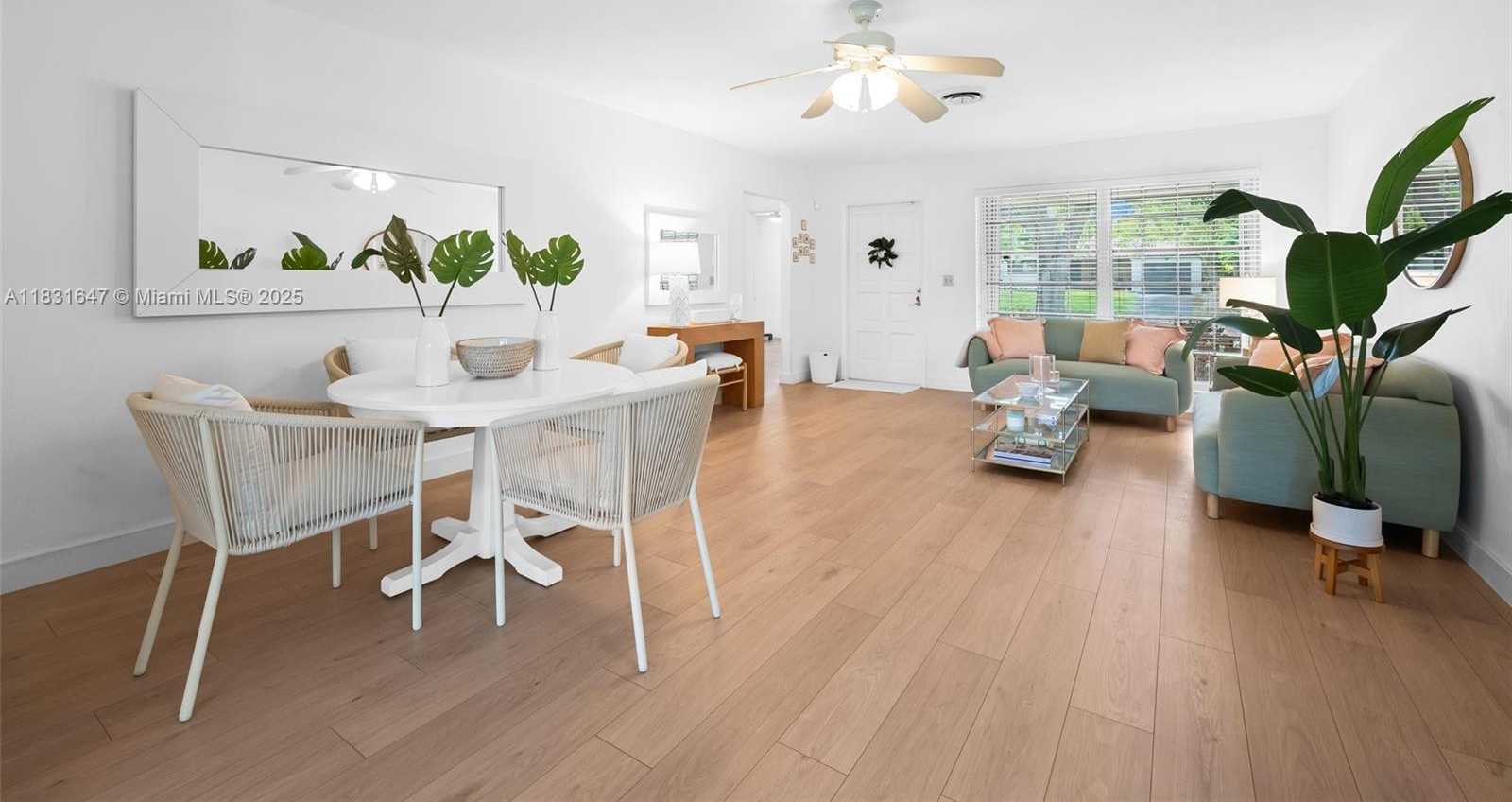 Small Image of 2015 NORTH 37TH AVE, Hollywood Number 5