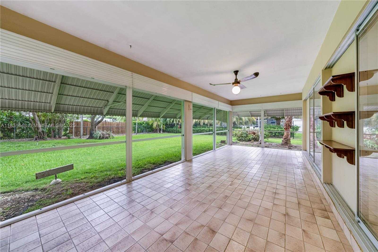 Small Image of 9640 SOUTH WEST 72ND CT, Pinecrest Number 10