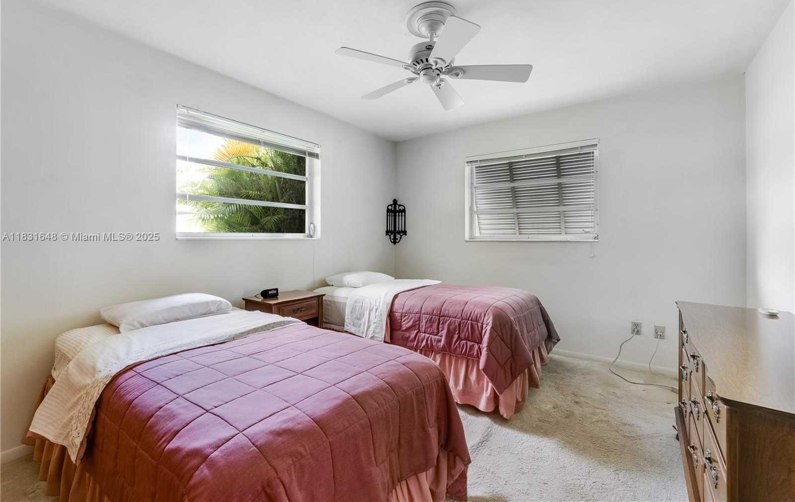 Small Image of 9640 SOUTH WEST 72ND CT, Pinecrest Number 13