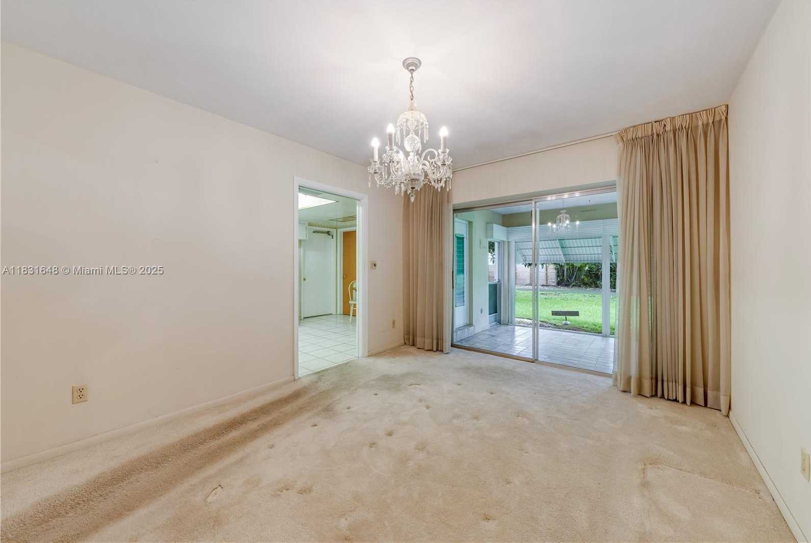 Small Image of 9640 SOUTH WEST 72ND CT, Pinecrest Number 3