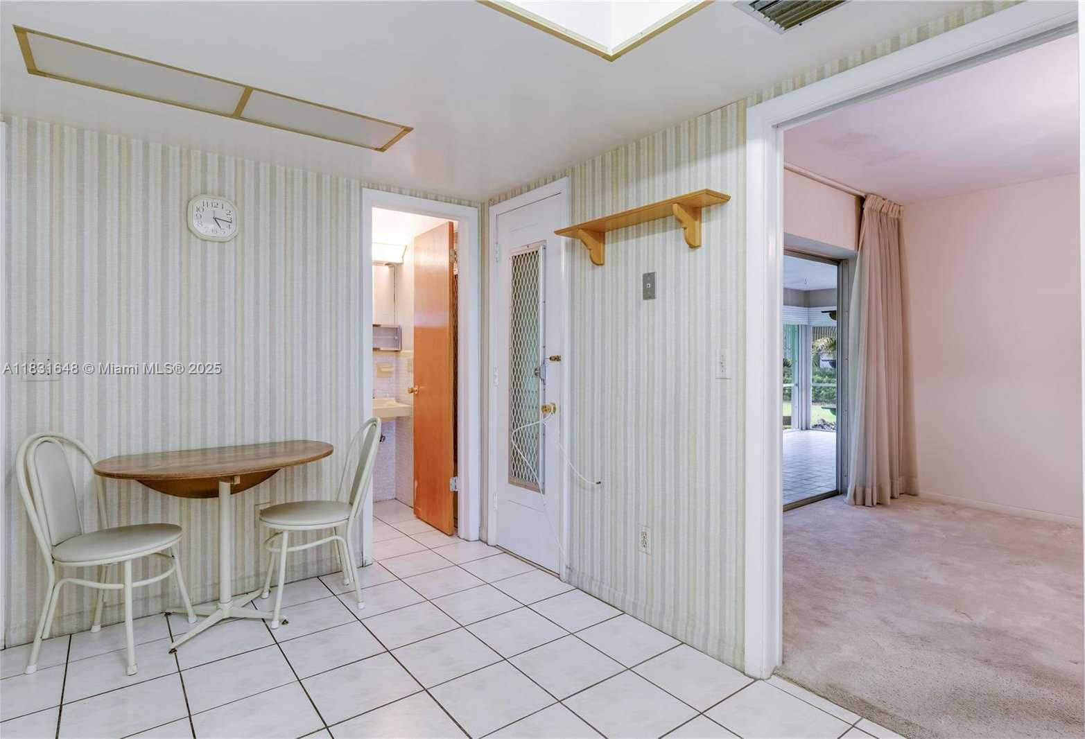 Small Image of 9640 SOUTH WEST 72ND CT, Pinecrest Number 6