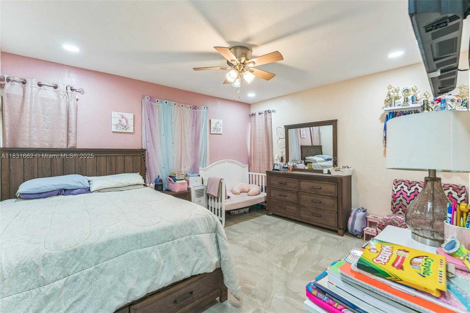 Small Image of 5706 SOUTH TRAVELERS PALM LN, Tamarac Number 10