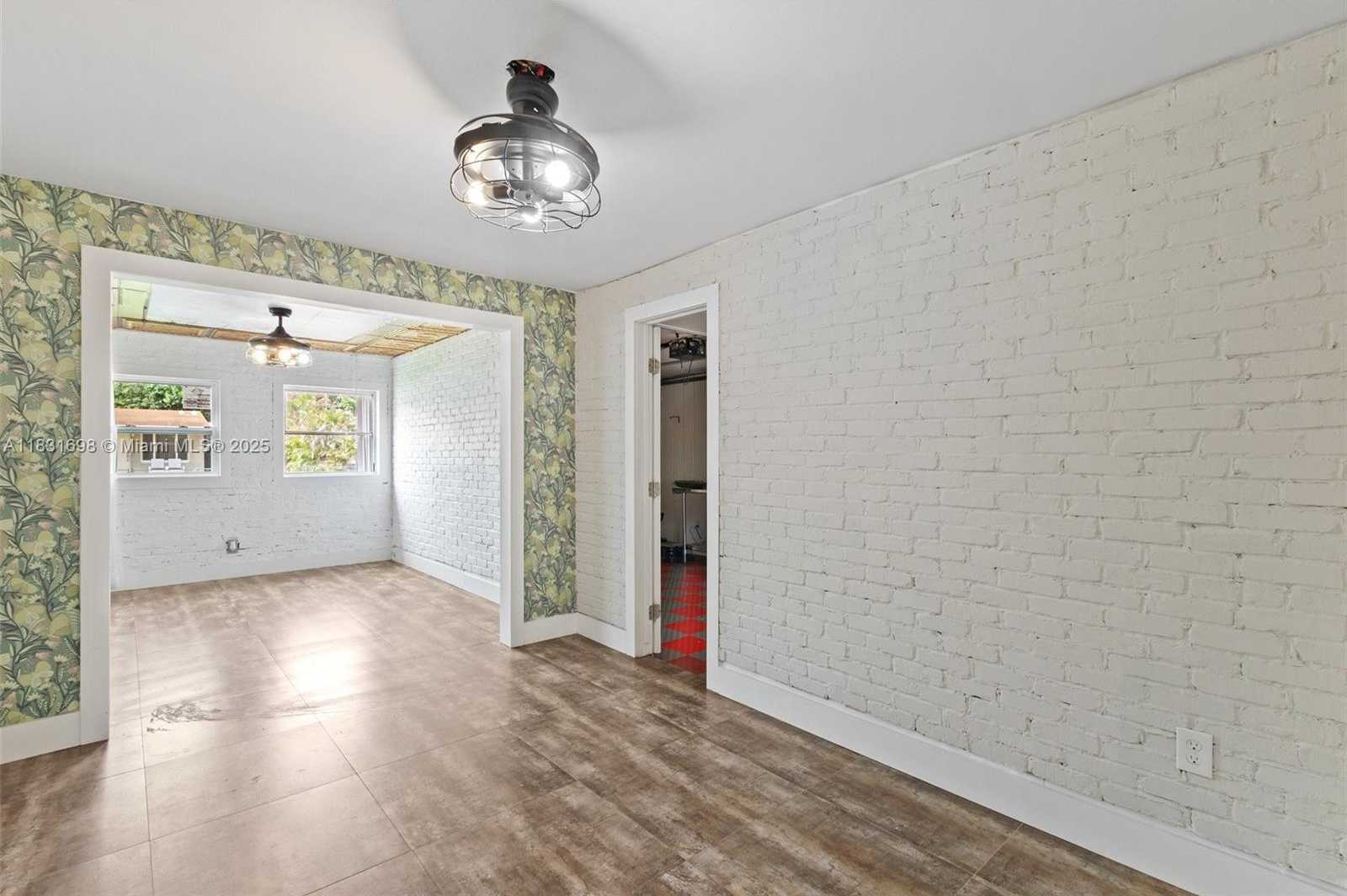 Small Image of 7201 HAYES ST, Hollywood Number 6