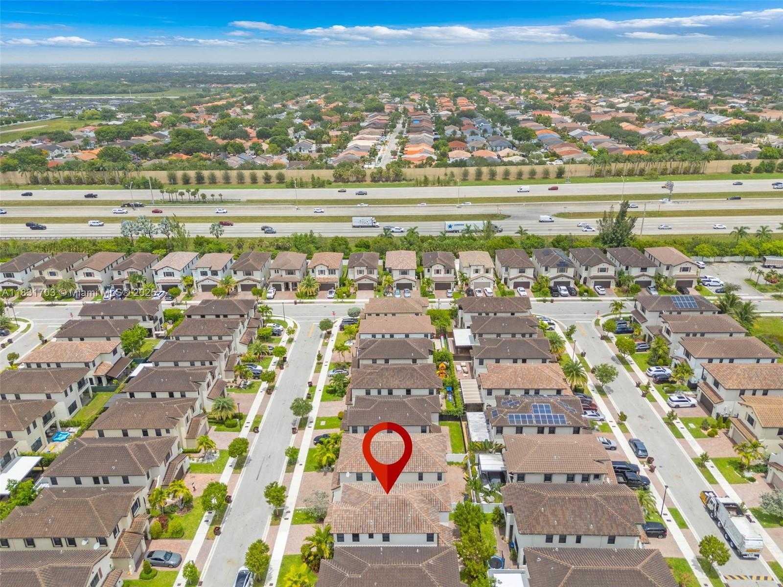 Small Image of 3274 WEST 96TH PL, Hialeah Number 43