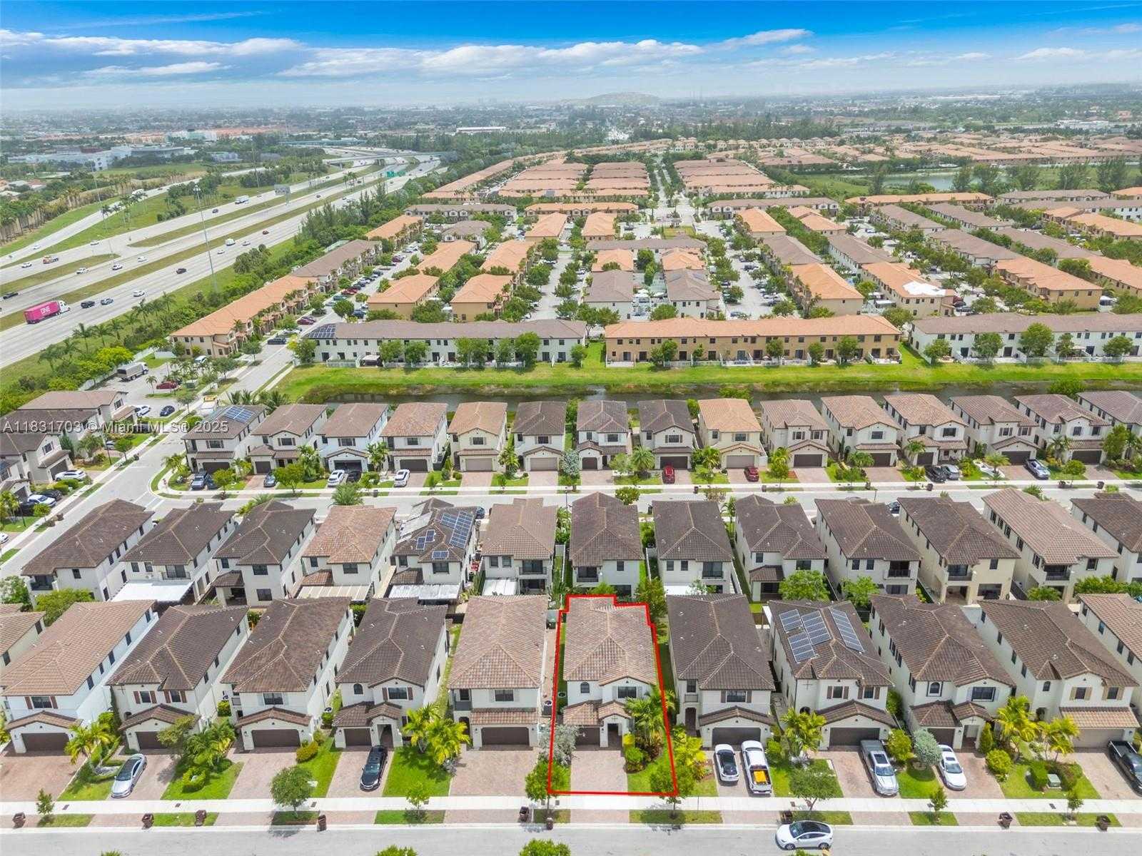 Small Image of 3274 WEST 96TH PL, Hialeah Number 51