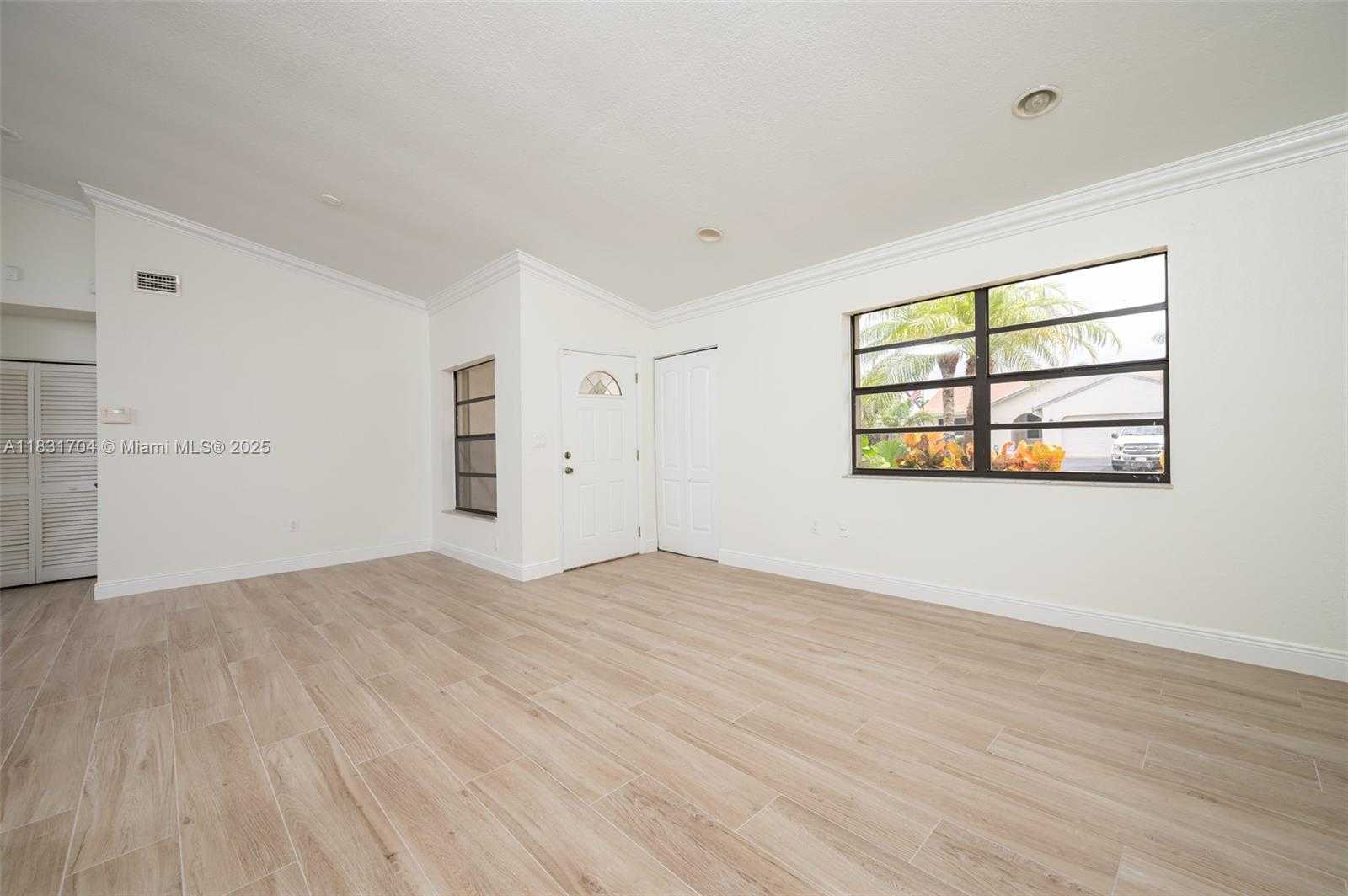 Small Image of 15074 SOUTH WEST 13TH PL, Sunrise Number 4