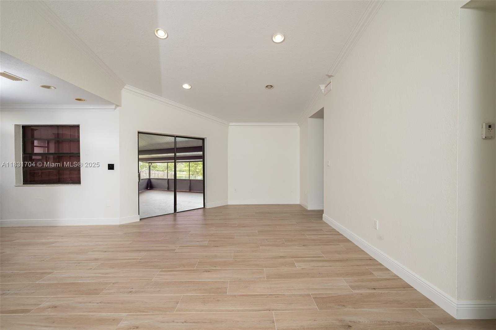 Small Image of 15074 SOUTH WEST 13TH PL, Sunrise Number 8