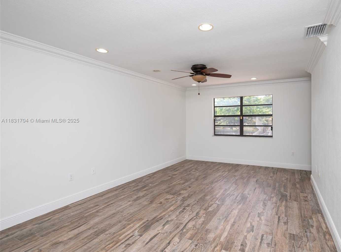 Small Image of 15074 SOUTH WEST 13TH PL, Sunrise Number 9
