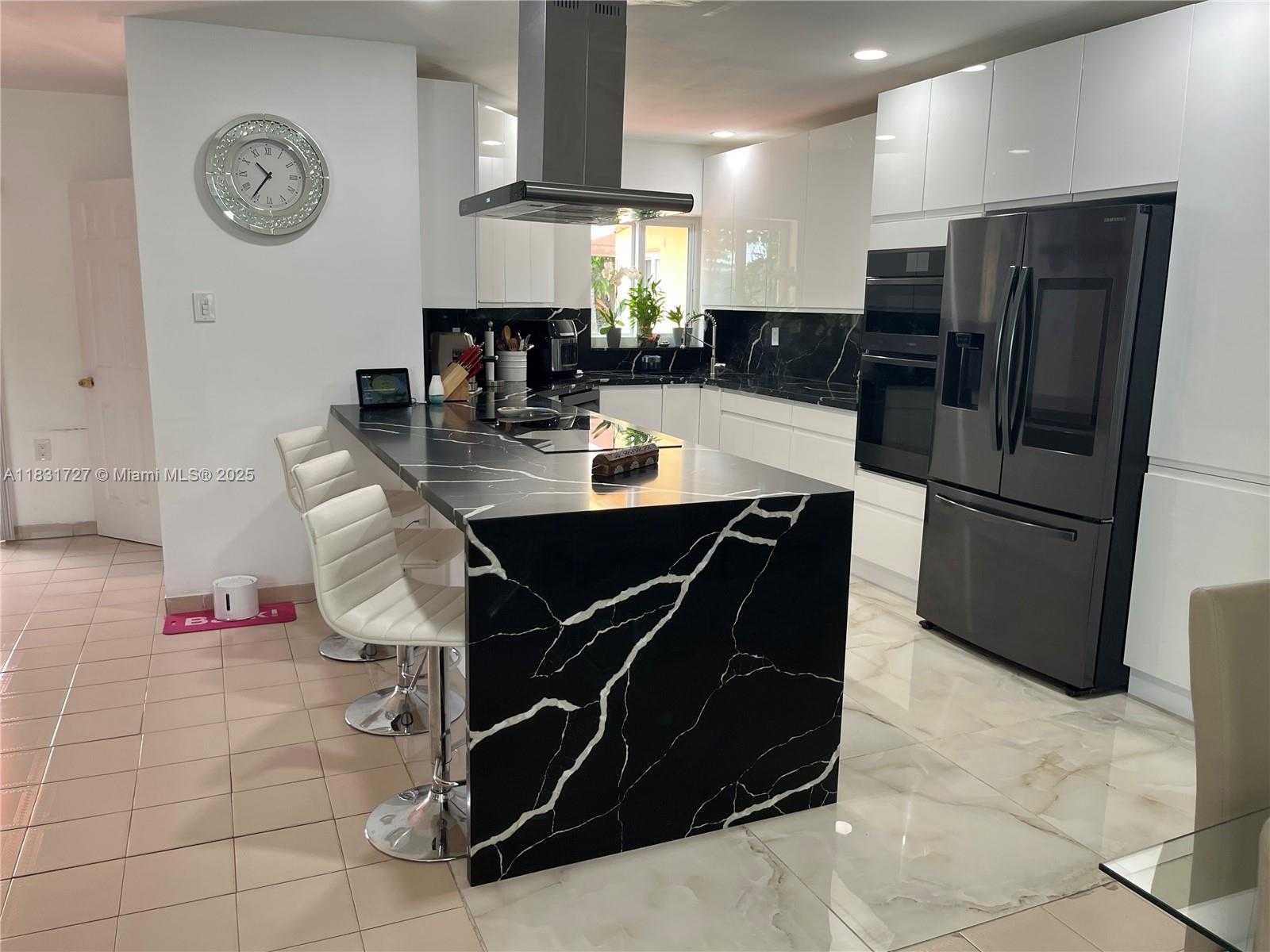 Small Image of 1014 WEST 68TH ST, Hialeah Number 17