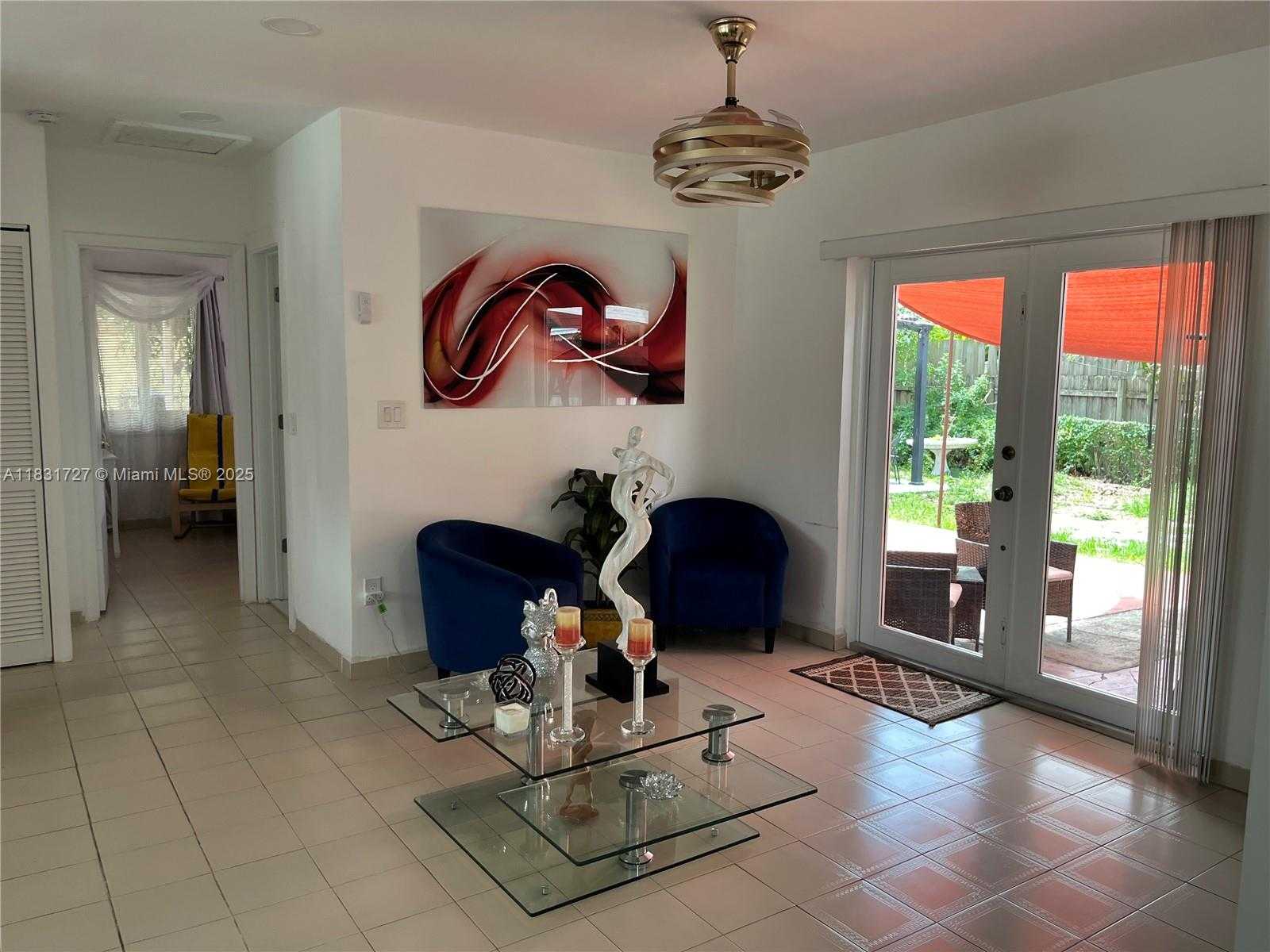 Small Image of 1014 WEST 68TH ST, Hialeah Number 8