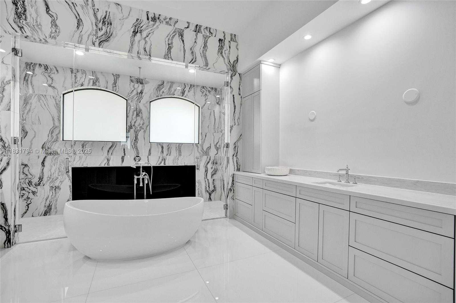 Small Image of 11056 BLACKHAWK BLVD, Davie Number 33