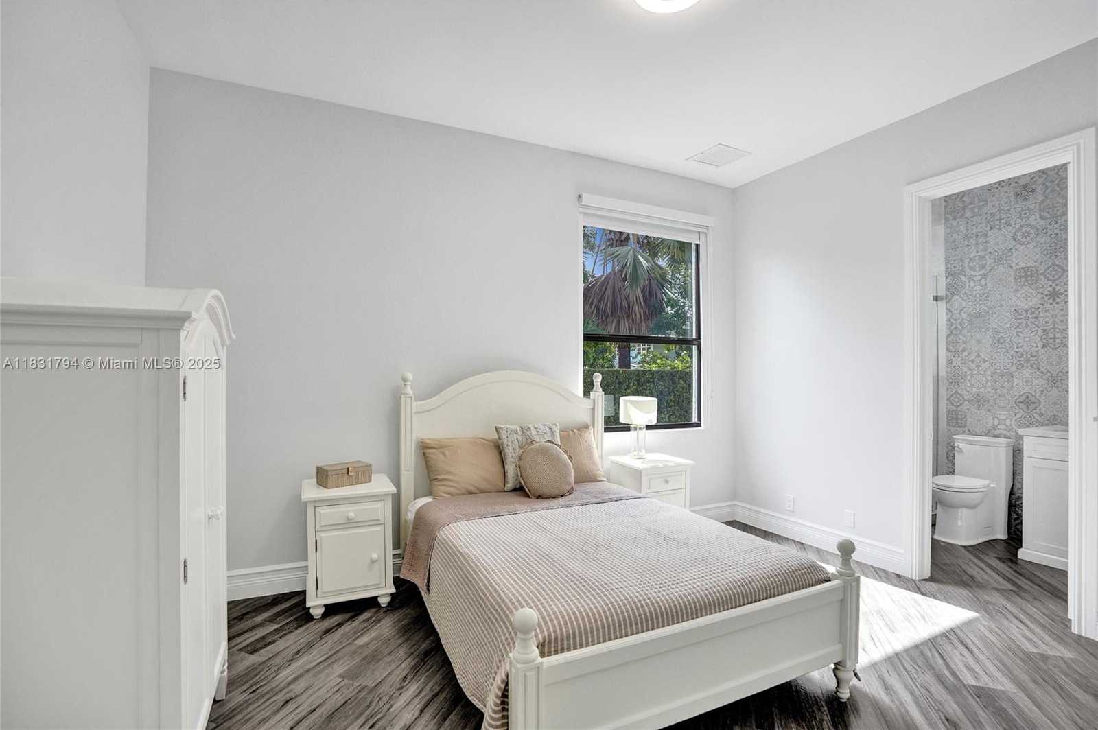 Small Image of 11056 BLACKHAWK BLVD, Davie Number 41