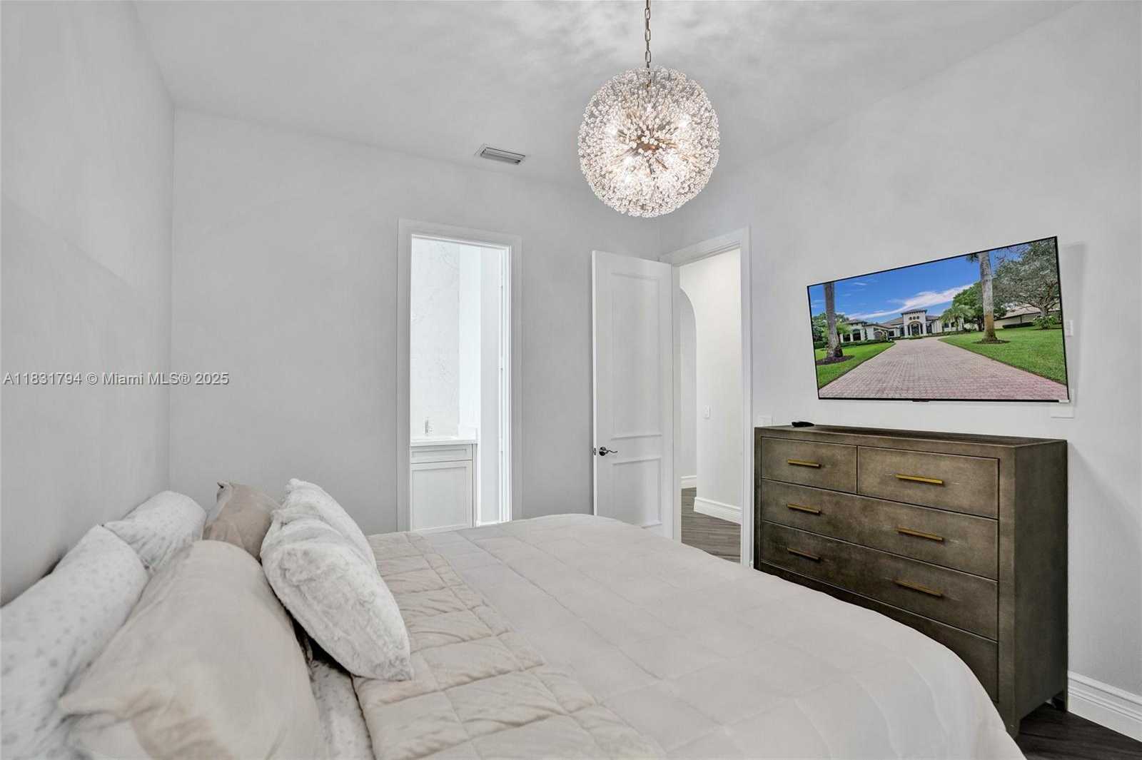 Small Image of 11056 BLACKHAWK BLVD, Davie Number 52