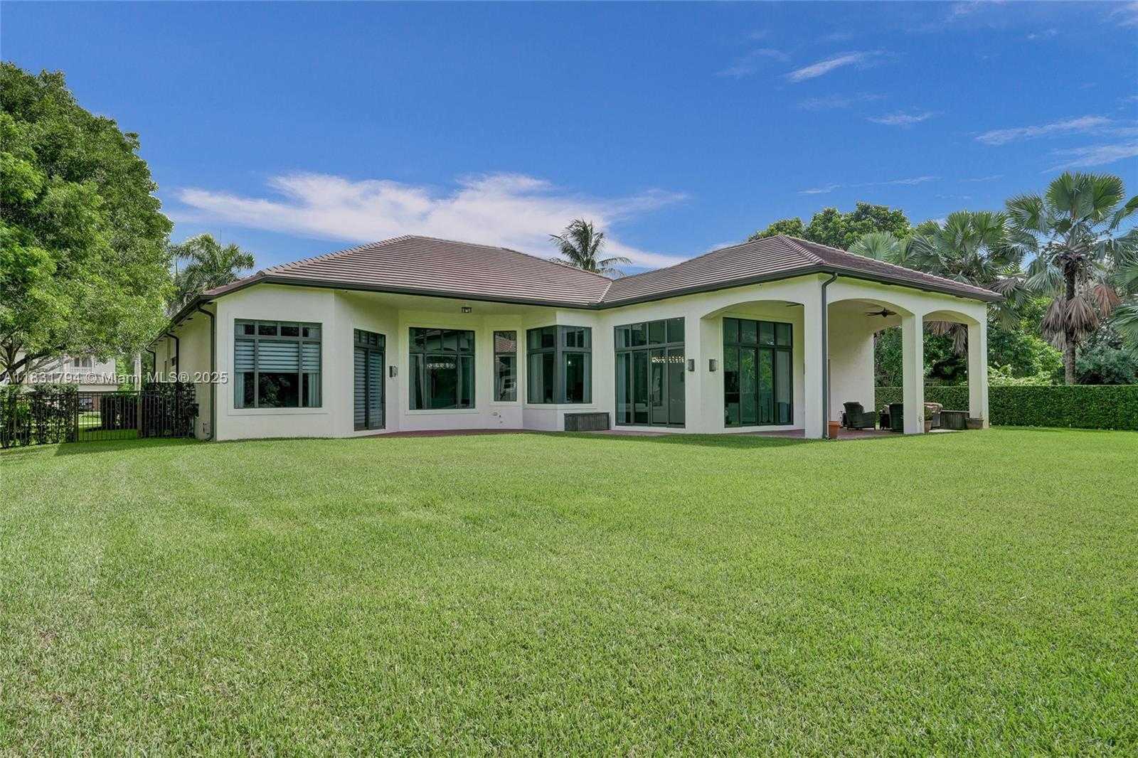 Small Image of 11056 BLACKHAWK BLVD, Davie Number 89
