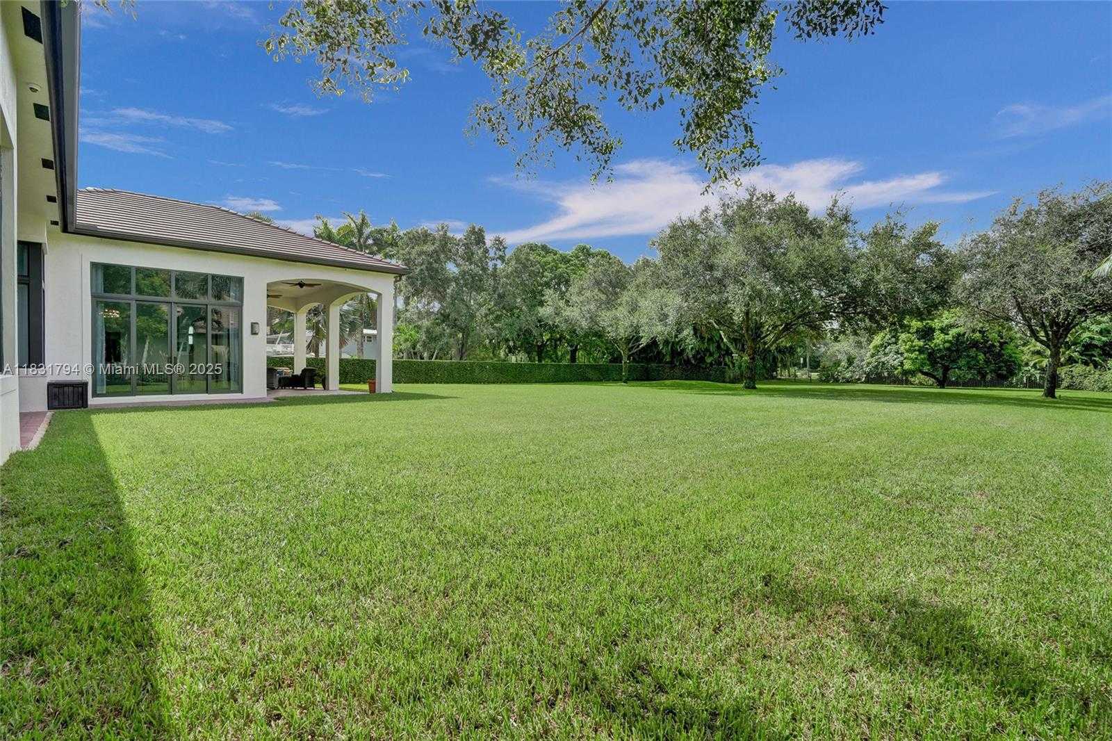 Small Image of 11056 BLACKHAWK BLVD, Davie Number 90