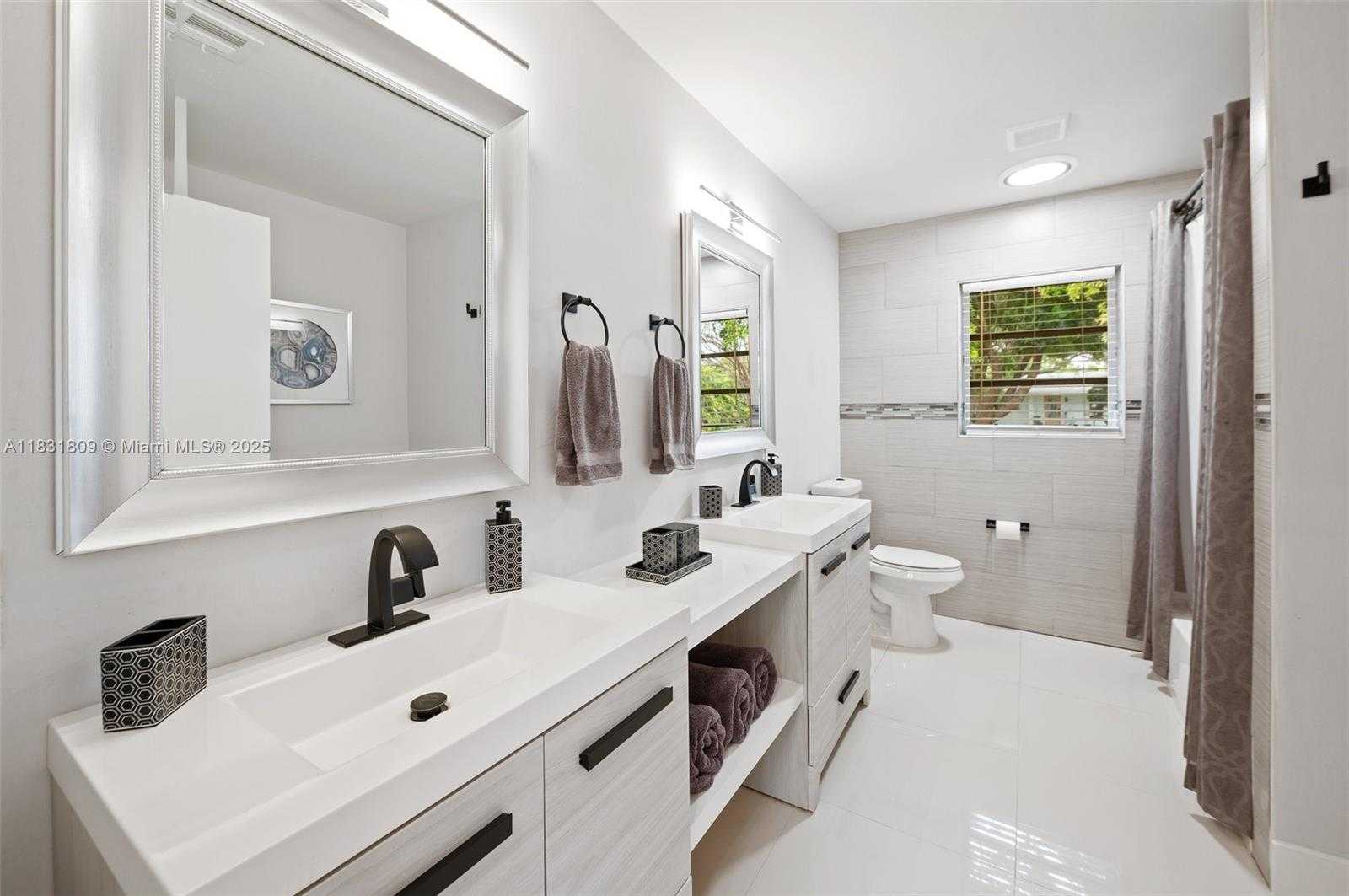 Small Image of 17605 SOUTH WEST 86TH AVE, Palmetto Bay Number 20