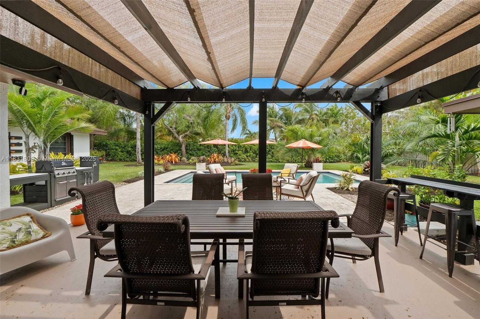 Small Image of 17605 SOUTH WEST 86TH AVE, Palmetto Bay Number 29