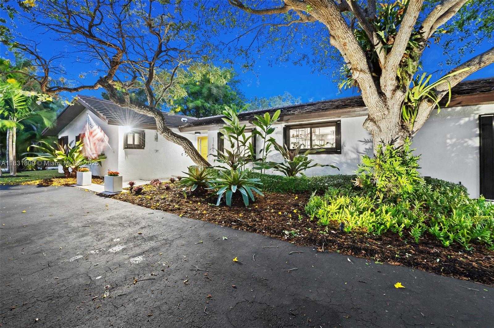 Small Image of 17605 SOUTH WEST 86TH AVE, Palmetto Bay Number 51