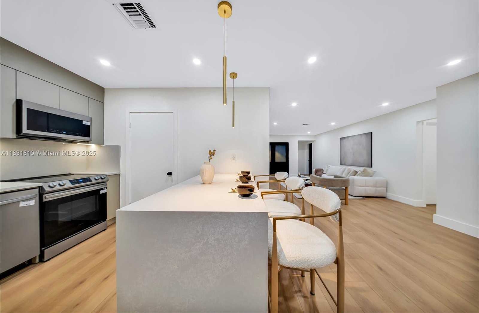 Small Image of 432 SEVILLA AVE, Coral Gables Number 15