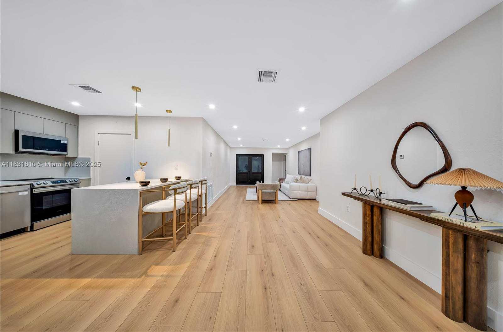 Small Image of 432 SEVILLA AVE, Coral Gables Number 16