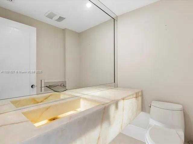 Small Image of 1006 SOUTH GREENWAY DR, Coral Gables Number 11