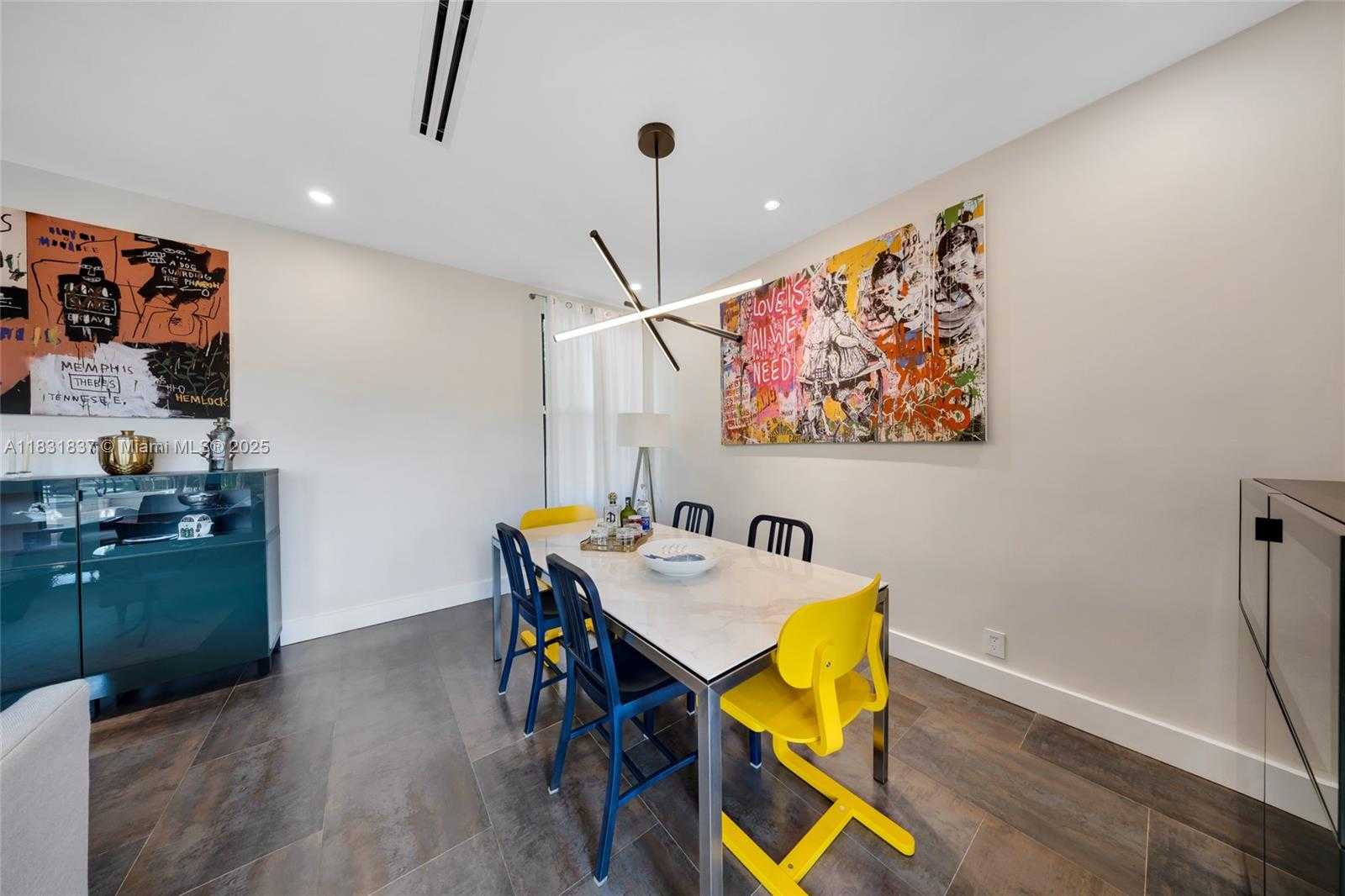 Small Image of 1548 BIARRITZ DR, Miami Beach Number 14
