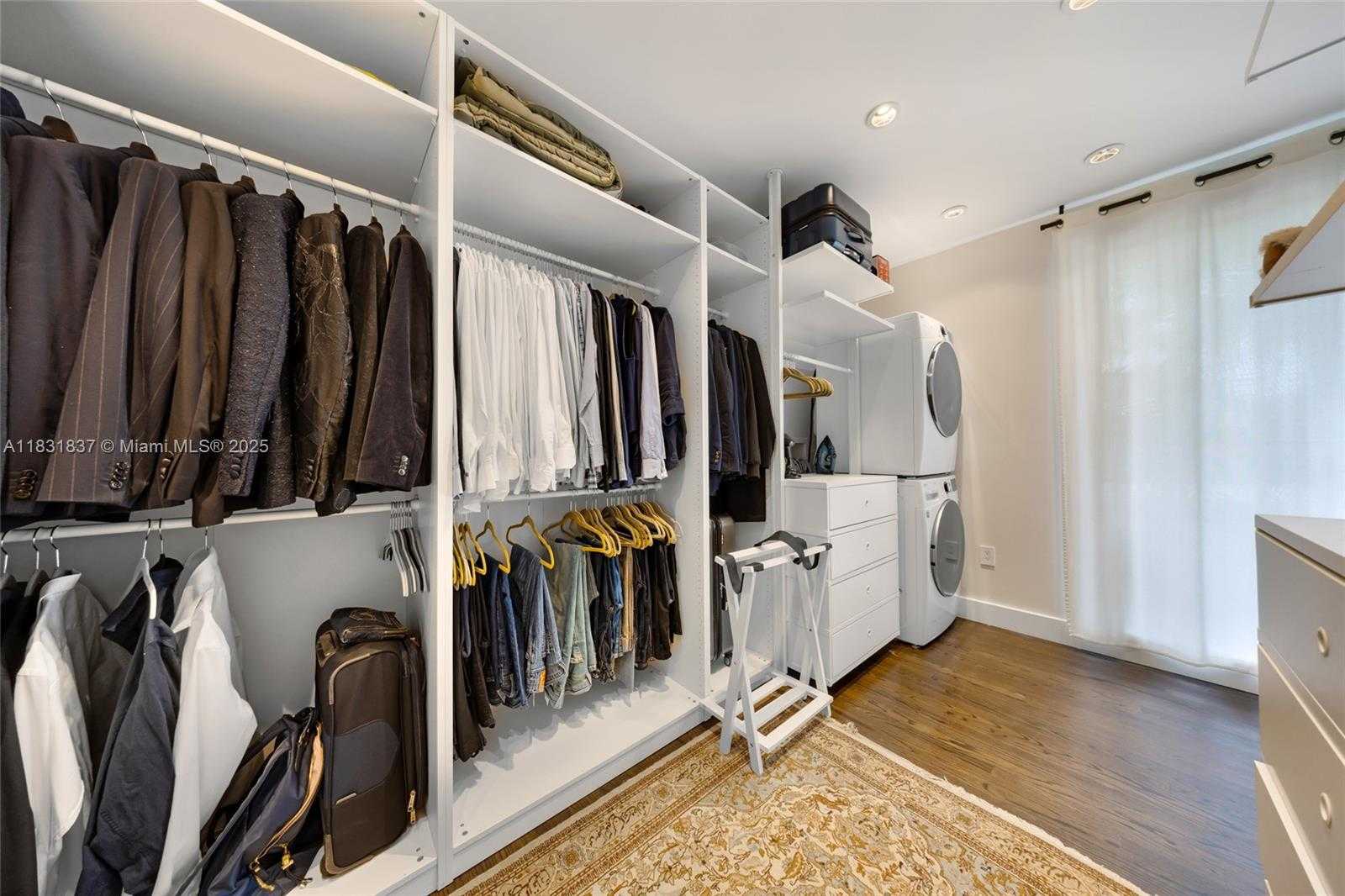 Small Image of 1548 BIARRITZ DR, Miami Beach Number 26