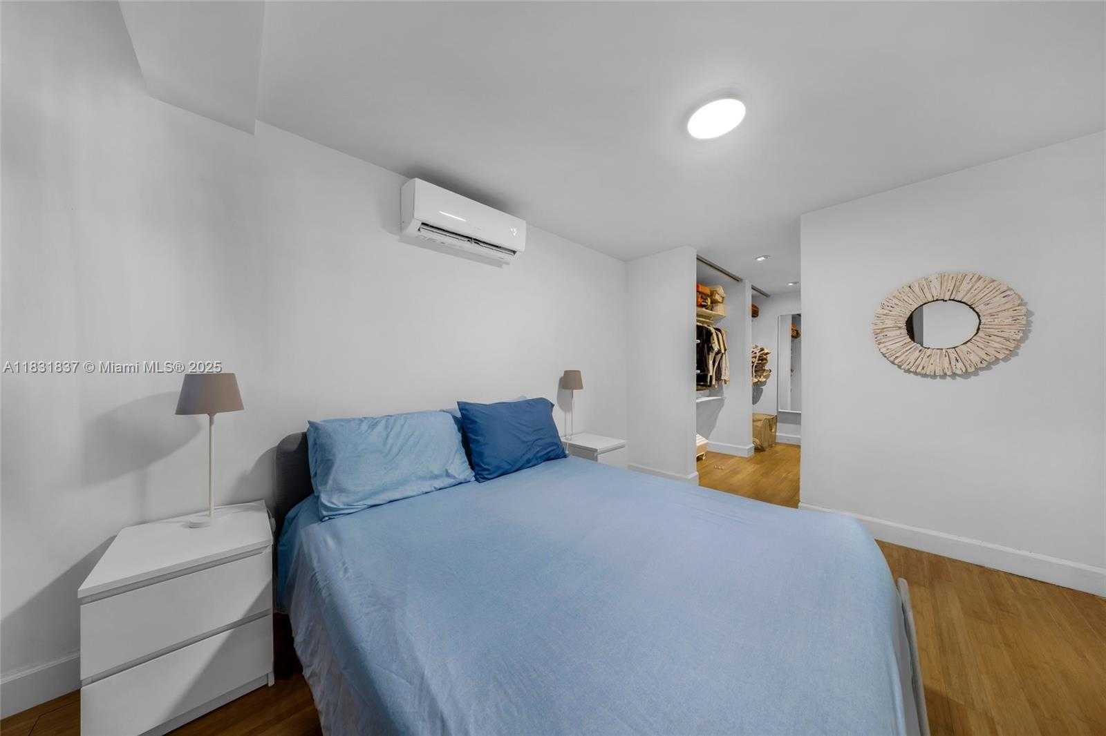 Small Image of 1548 BIARRITZ DR, Miami Beach Number 43