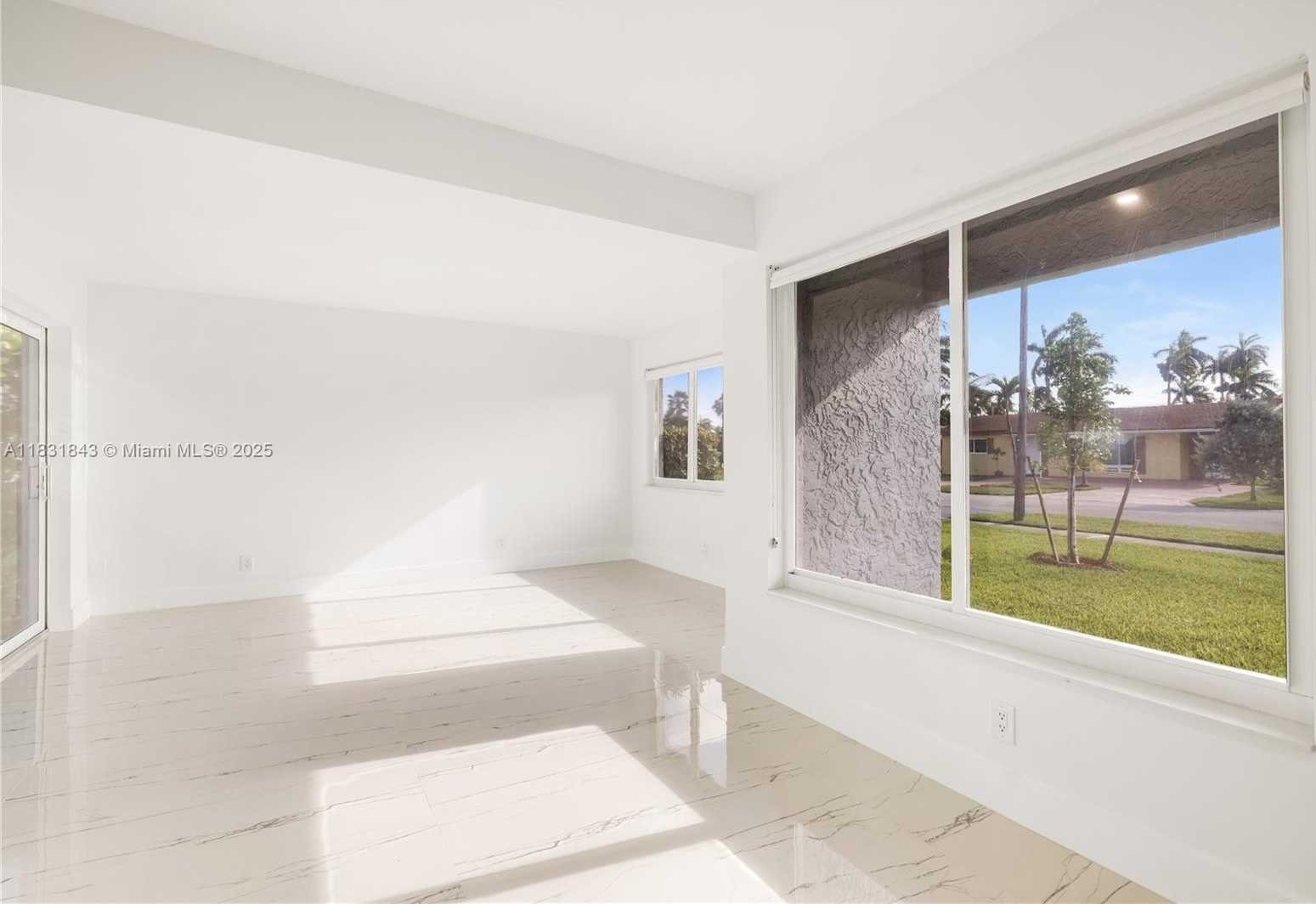Small Image of 2111 NORTH 14TH CT, Hollywood Number 14