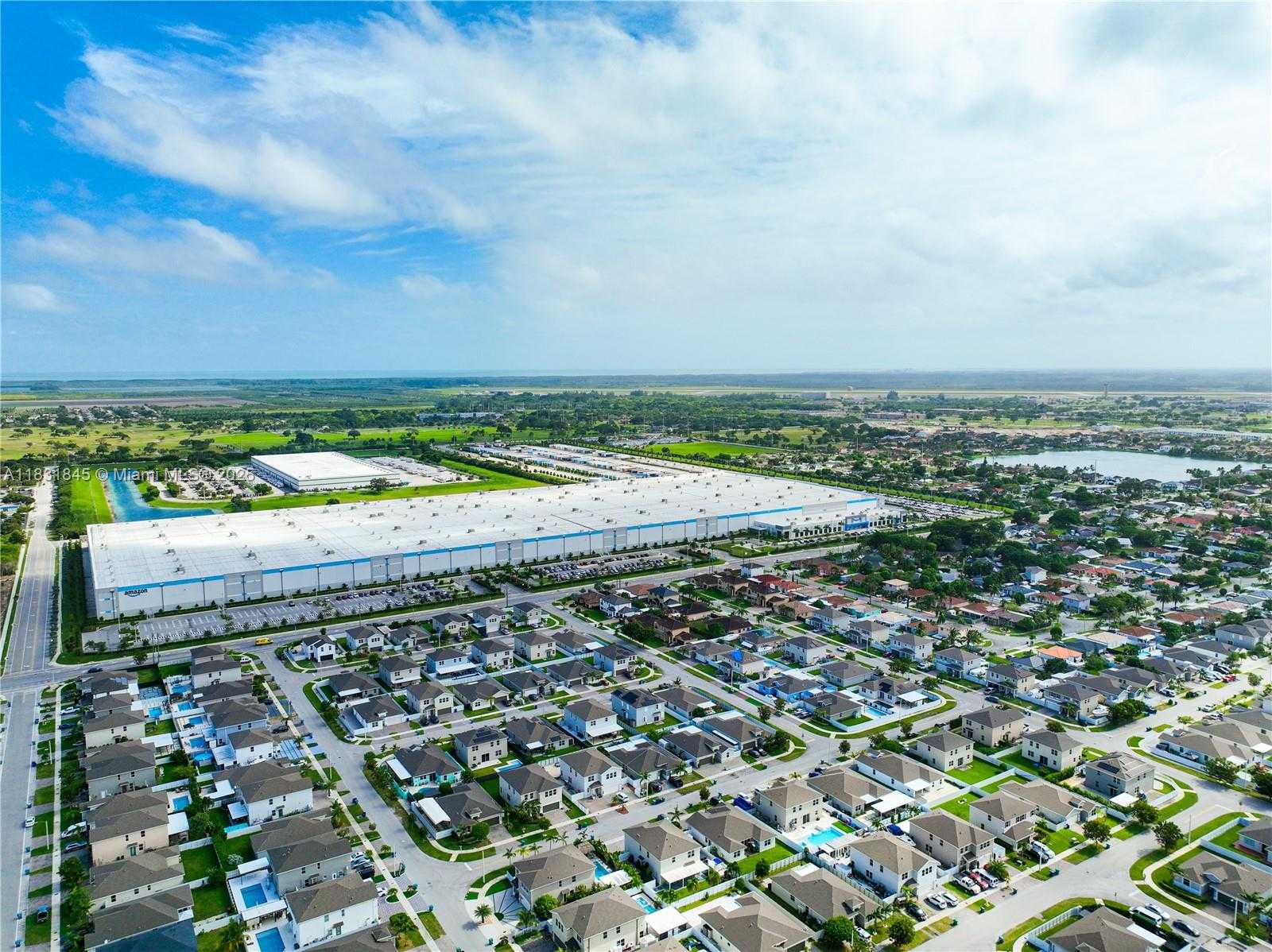 Small Image of 13374 SOUTH WEST 274TH ST, Homestead Number 77