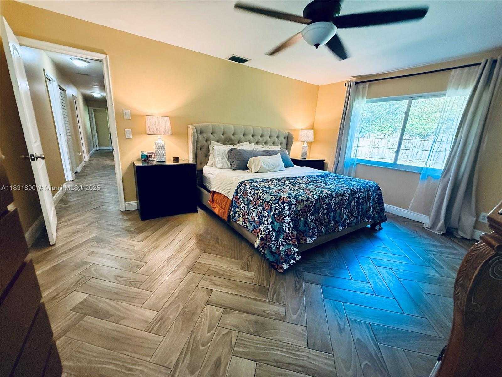 Small Image of 2980 SOUTH WEST 82ND WAY, Davie Number 17