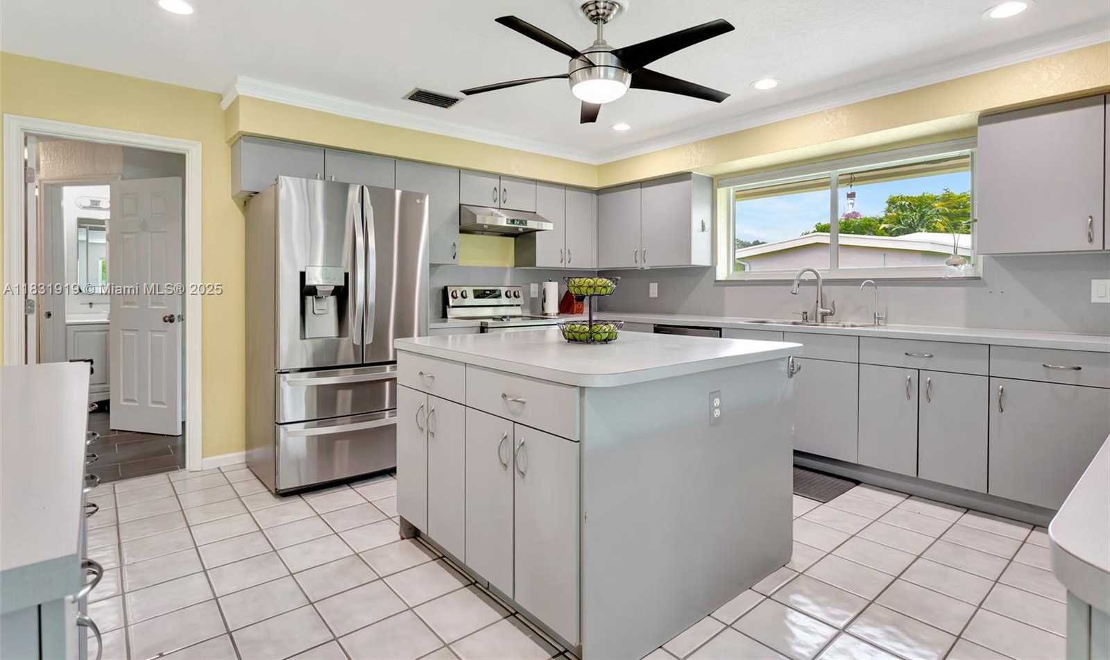 Small Image of 14100 SOUTH WEST 21ST ST, Davie Number 14