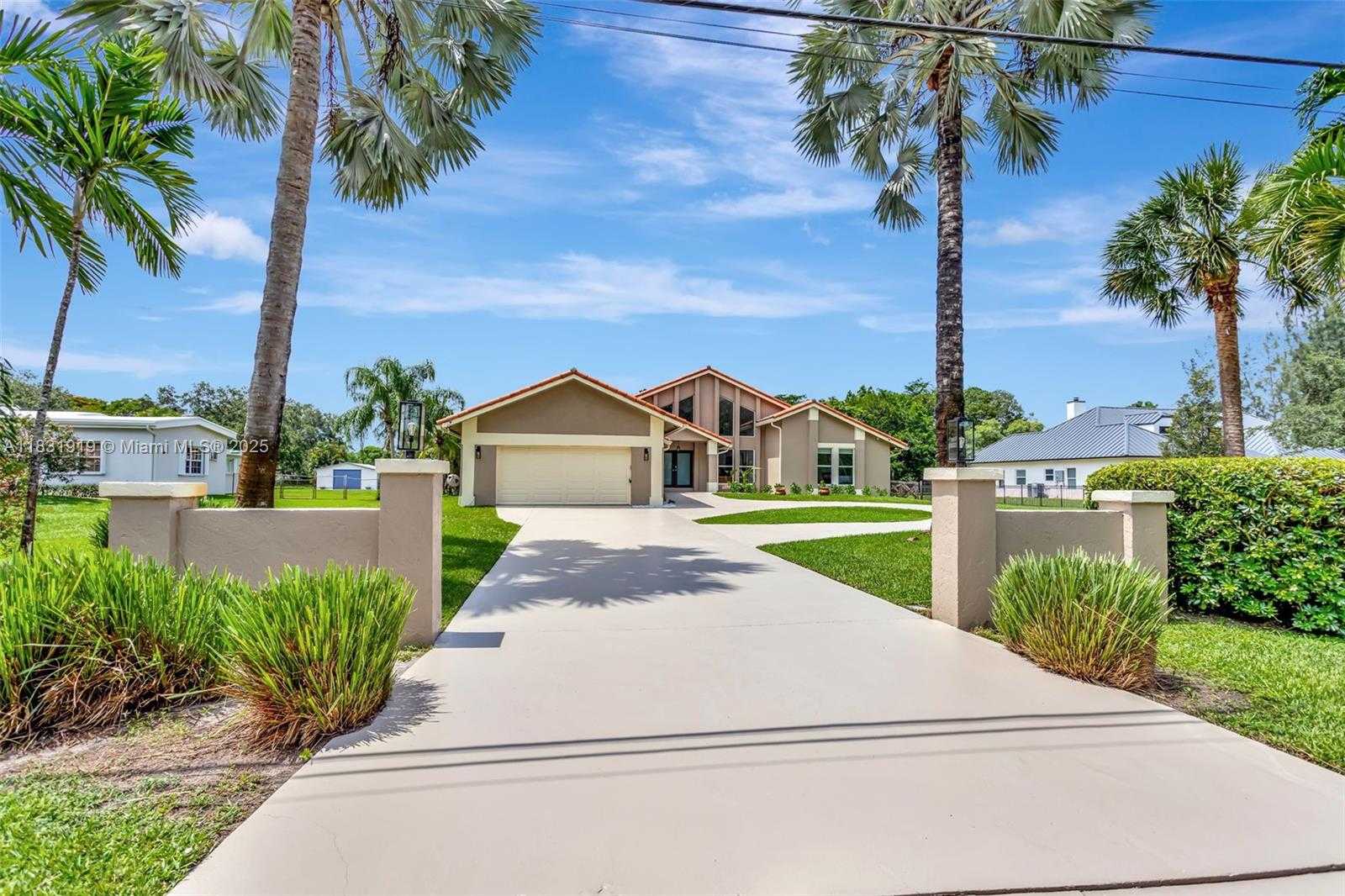 Small Image of 14100 SOUTH WEST 21ST ST, Davie Number 2