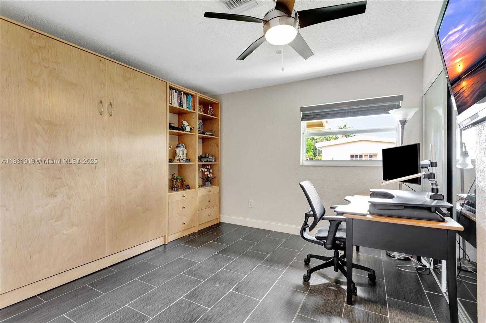 Small Image of 14100 SOUTH WEST 21ST ST, Davie Number 23