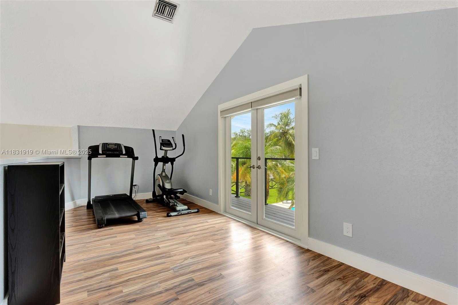 Small Image of 14100 SOUTH WEST 21ST ST, Davie Number 26