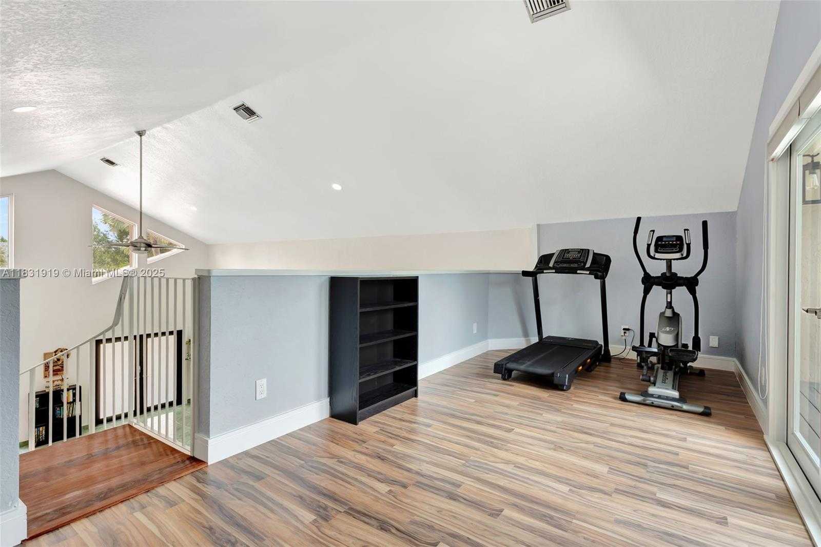 Small Image of 14100 SOUTH WEST 21ST ST, Davie Number 27