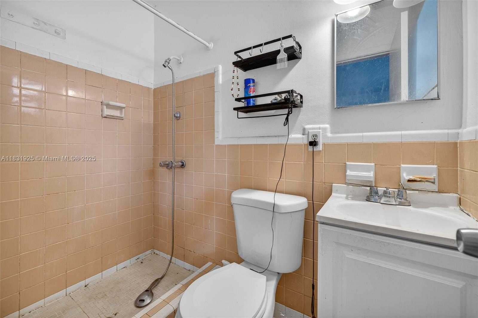 Small Image of 2779 NORTH WEST 9TH PL, Fort Lauderdale Number 26