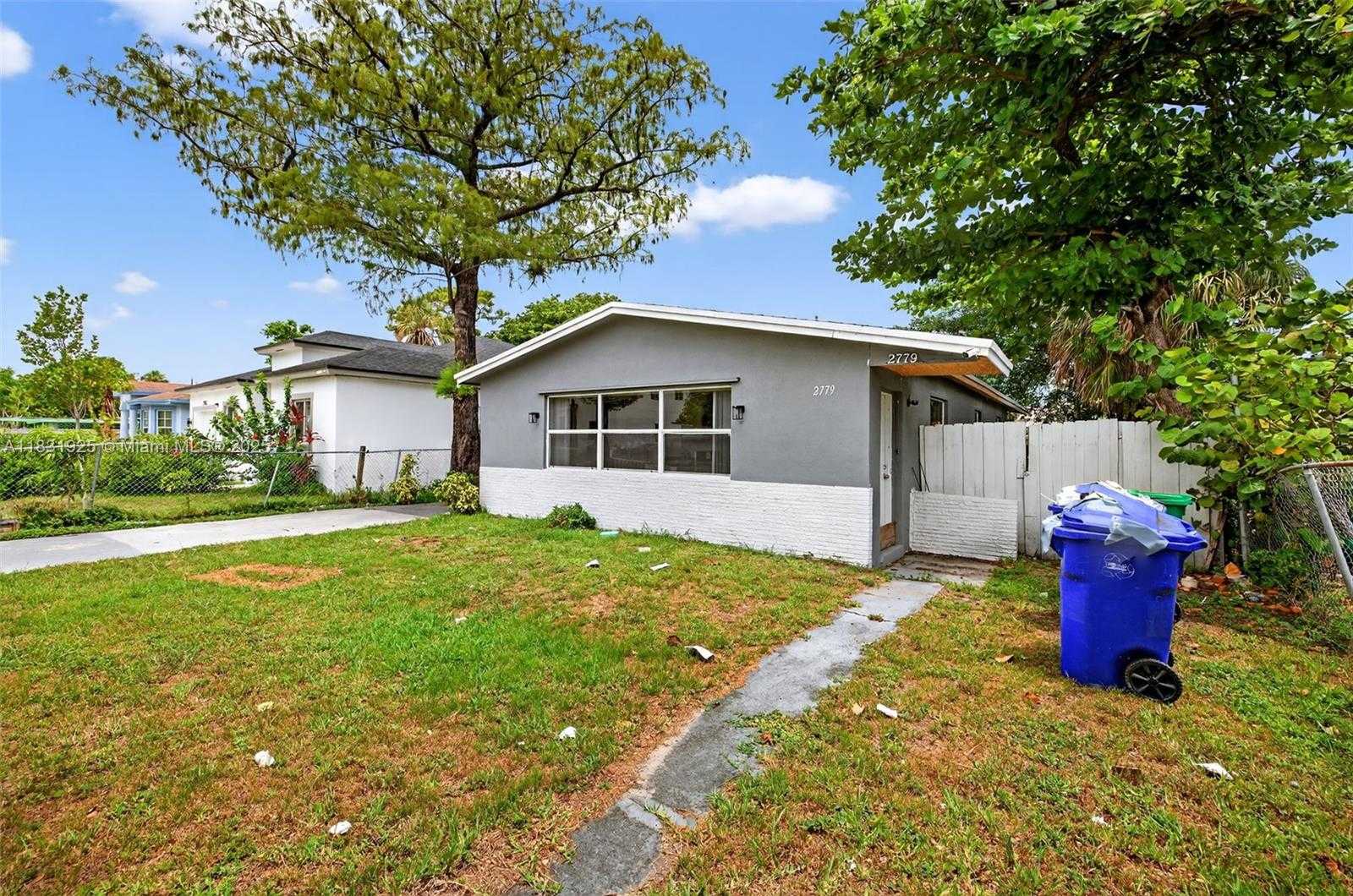 Small Image of 2779 NORTH WEST 9TH PL, Fort Lauderdale Number 3