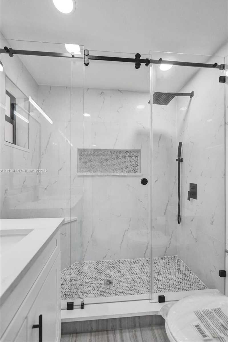 Small Image of 212 SOUTH WEST 11TH AVE, Dania Beach Number 14