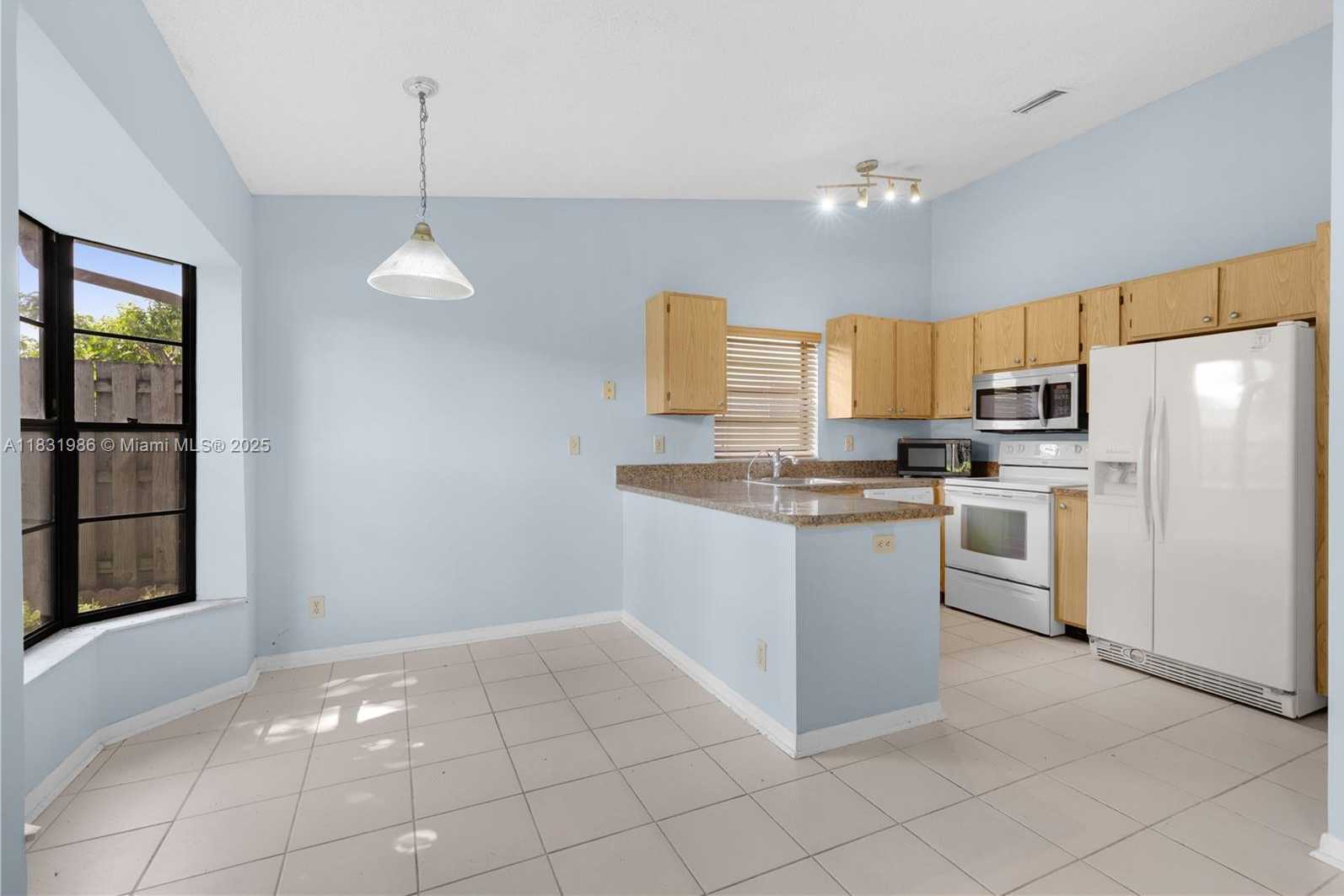 Small Image of 3160 NORTH WEST 108TH TER, Sunrise Number 10