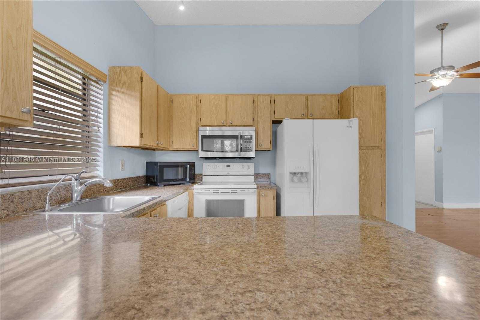 Small Image of 3160 NORTH WEST 108TH TER, Sunrise Number 13