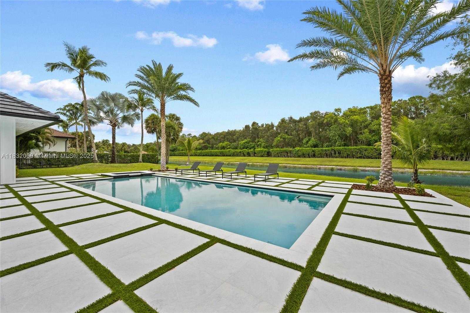 Small Image of 1761 BREAKERS WEST BLVD, West Palm Beach Number 52