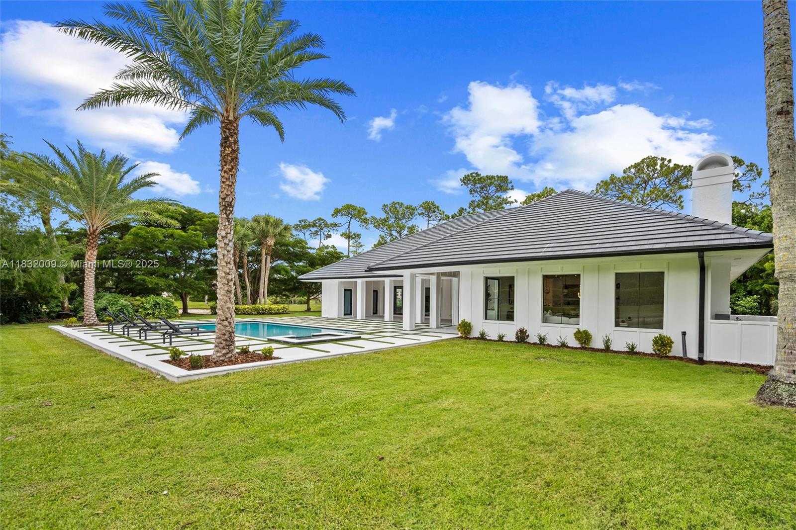 Small Image of 1761 BREAKERS WEST BLVD, West Palm Beach Number 54