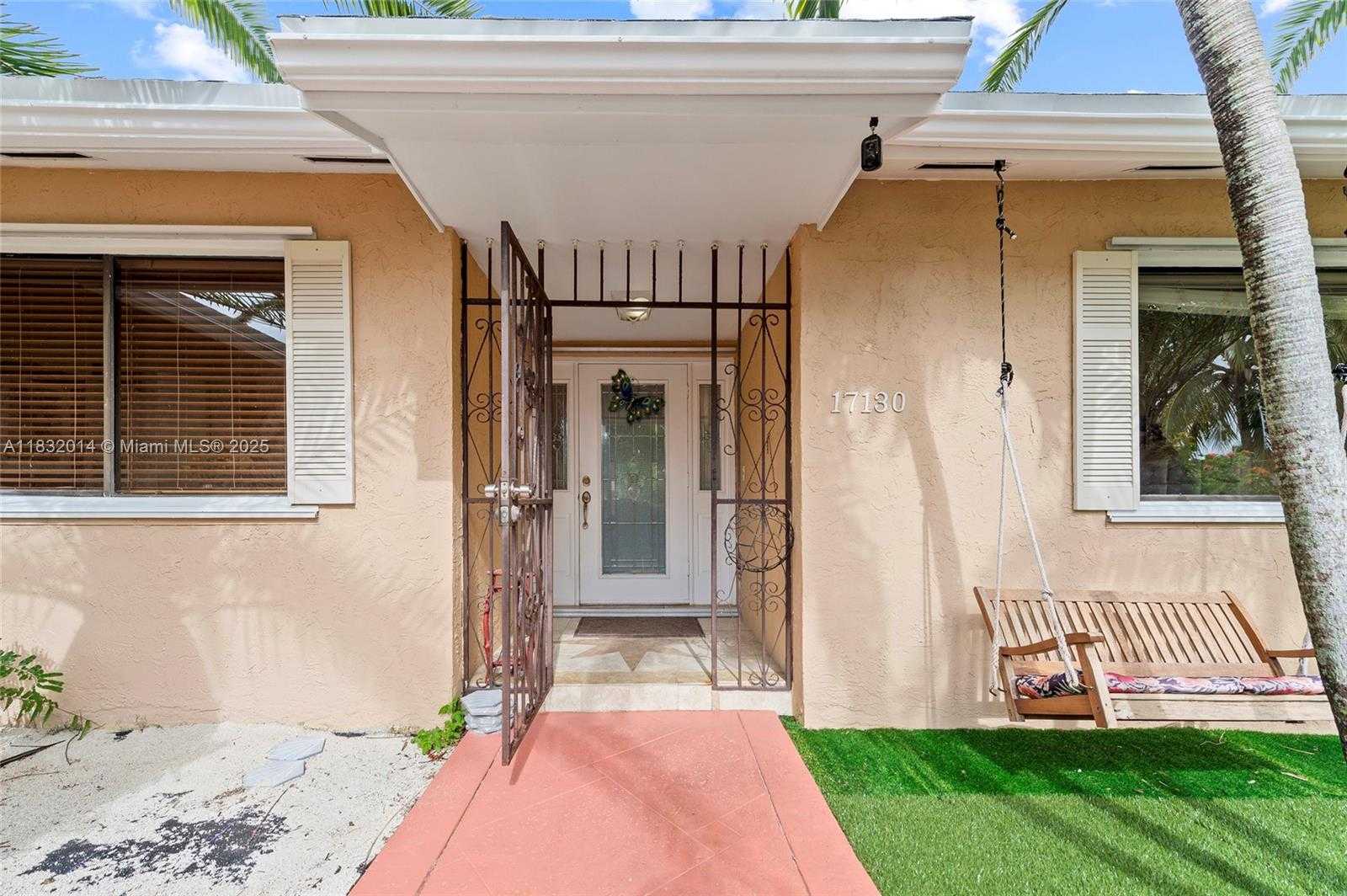 Small Image of 17130 SOUTH WEST 93RD AVE, Palmetto Bay Number 24