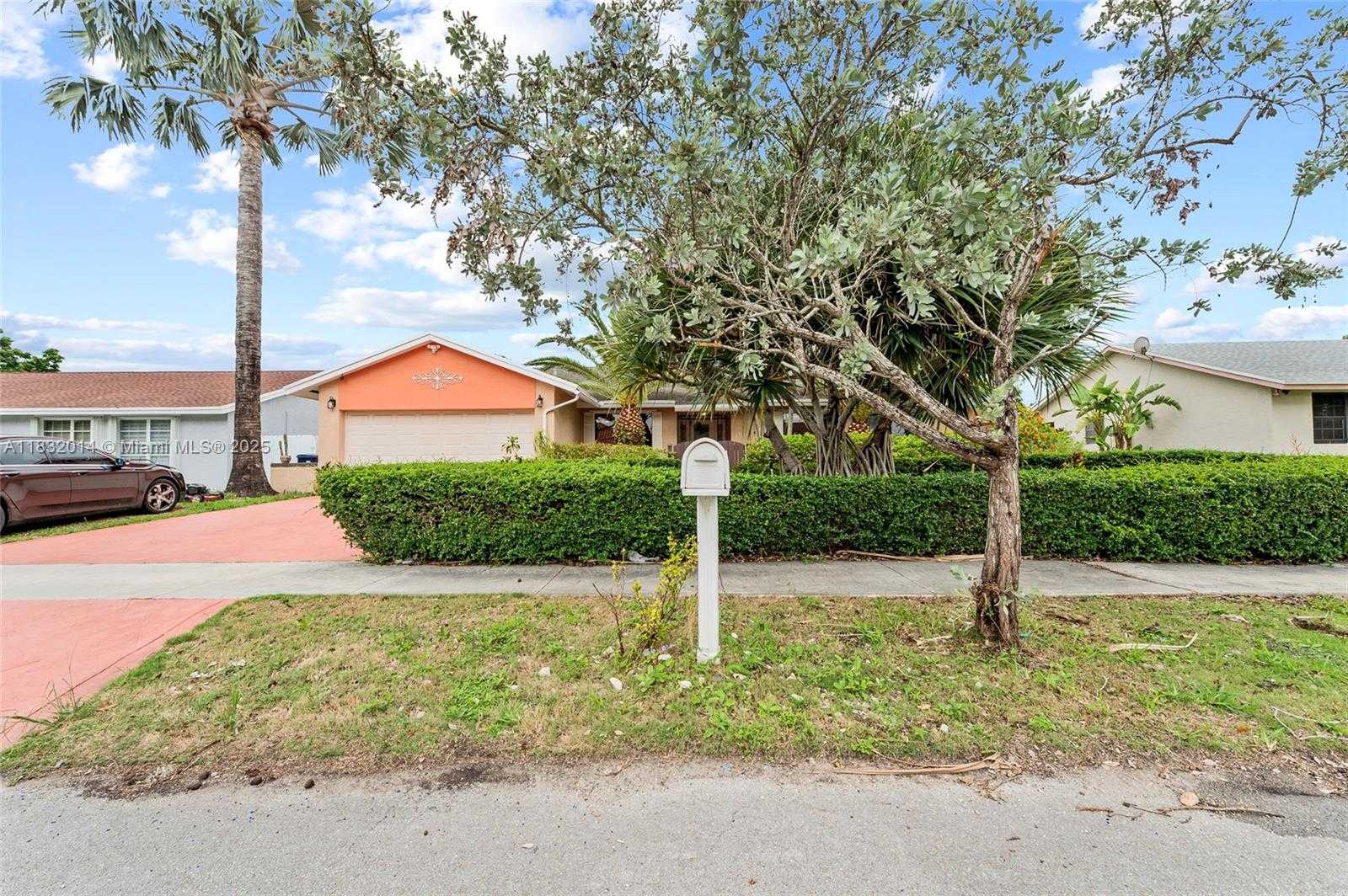 Small Image of 17130 SOUTH WEST 93RD AVE, Palmetto Bay Number 30