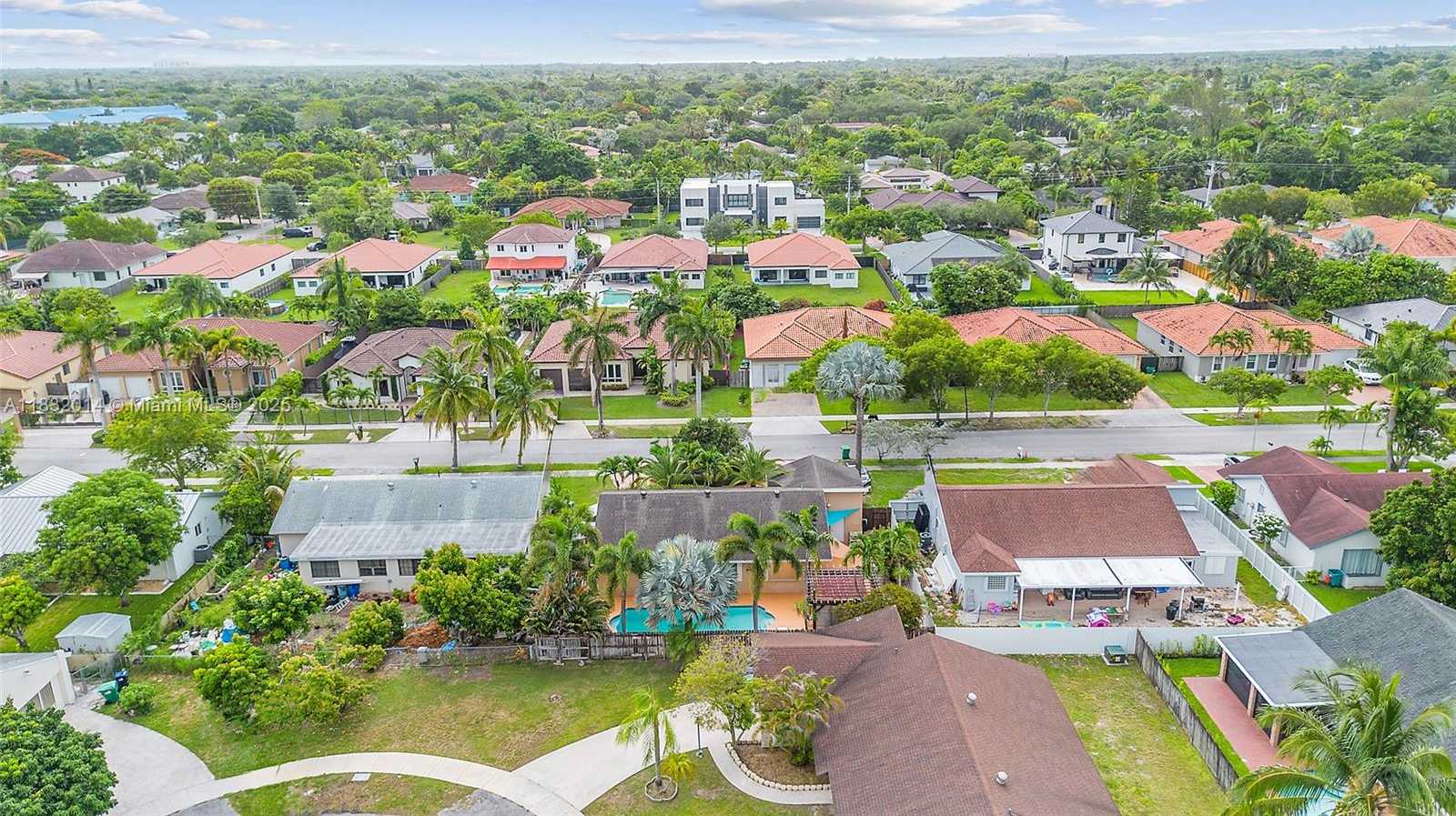 Small Image of 17130 SOUTH WEST 93RD AVE, Palmetto Bay Number 37