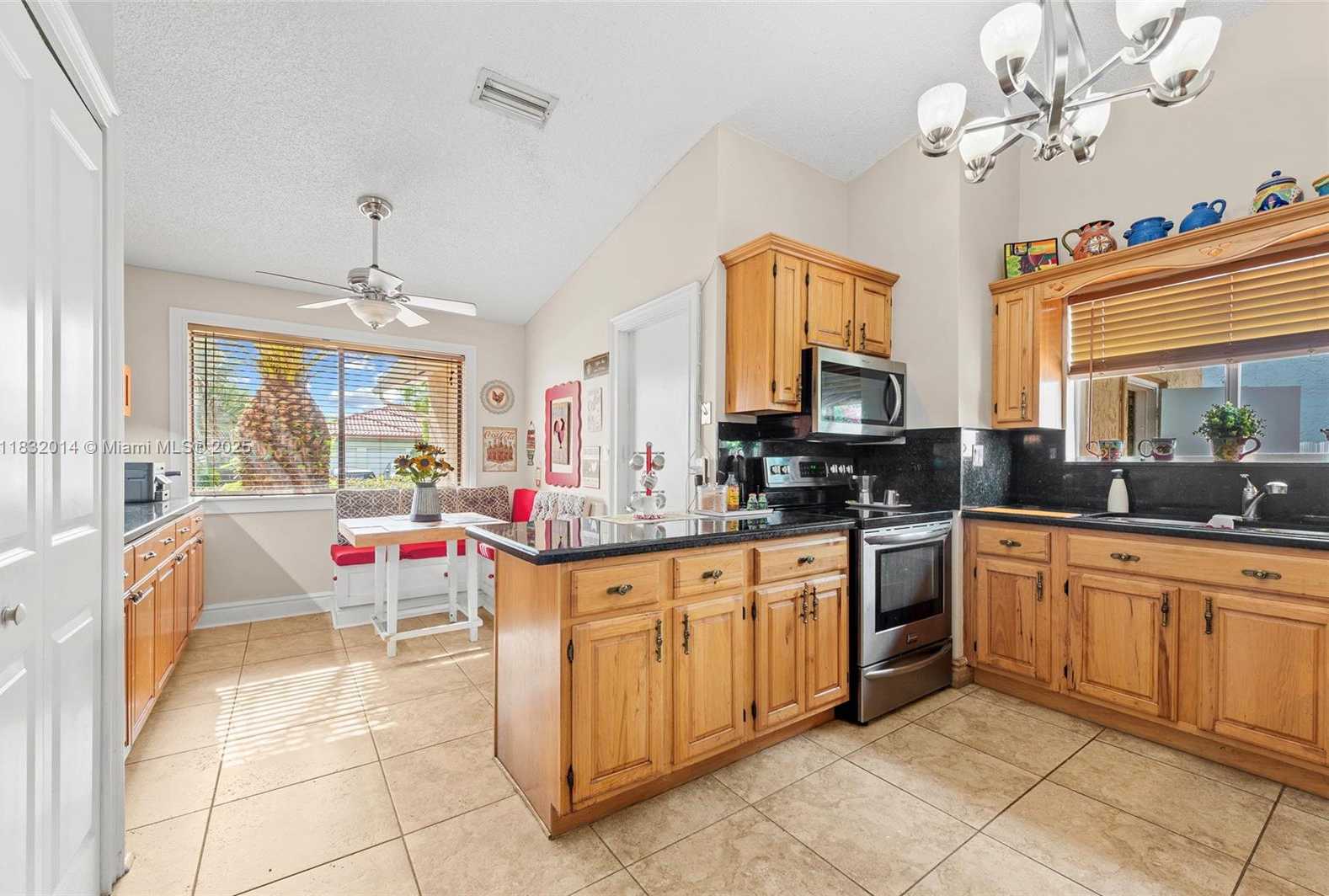 Small Image of 17130 SOUTH WEST 93RD AVE, Palmetto Bay Number 9