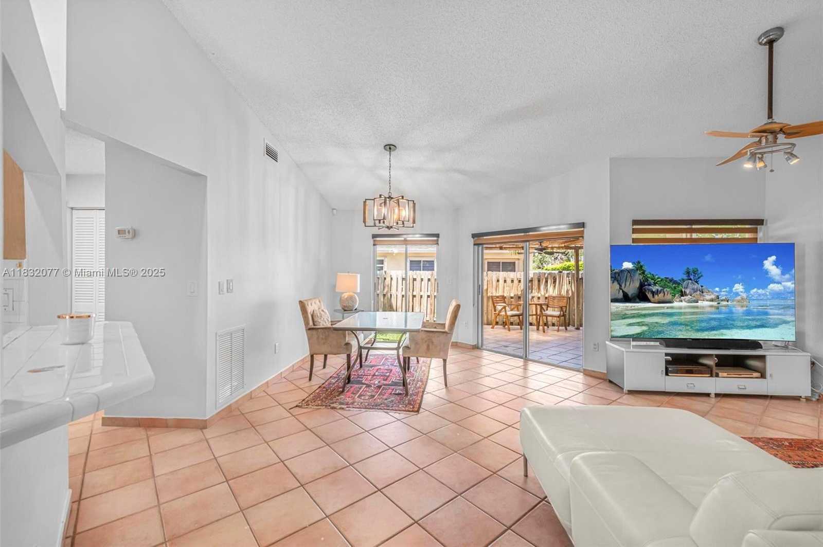 Small Image of 10016 NORTH WEST 51ST TER, Doral Number 5
